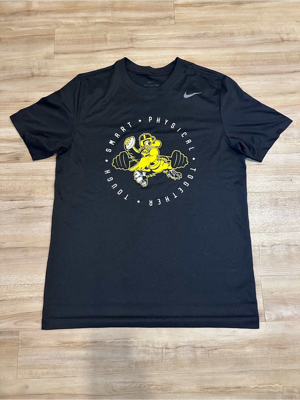 Nike The Nike Tee Dri-Fit Iowa Hawkeyes Strength and Conditioning Shirt Size M